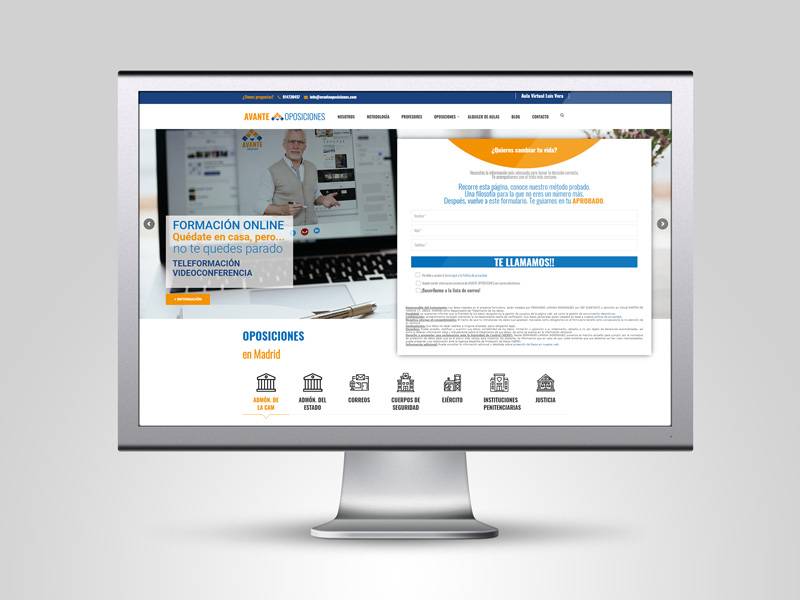 Mock up de ordenador con un diseño web creado y el producción por publicidad supra